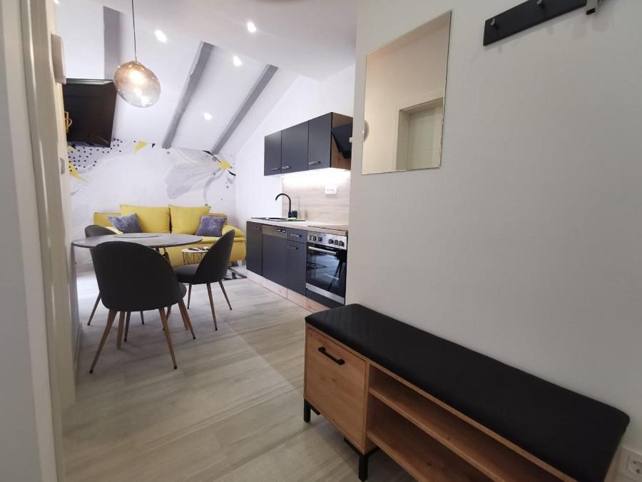 New Nikolina 4 Star Apartment Mali Lošinj Екстериор снимка