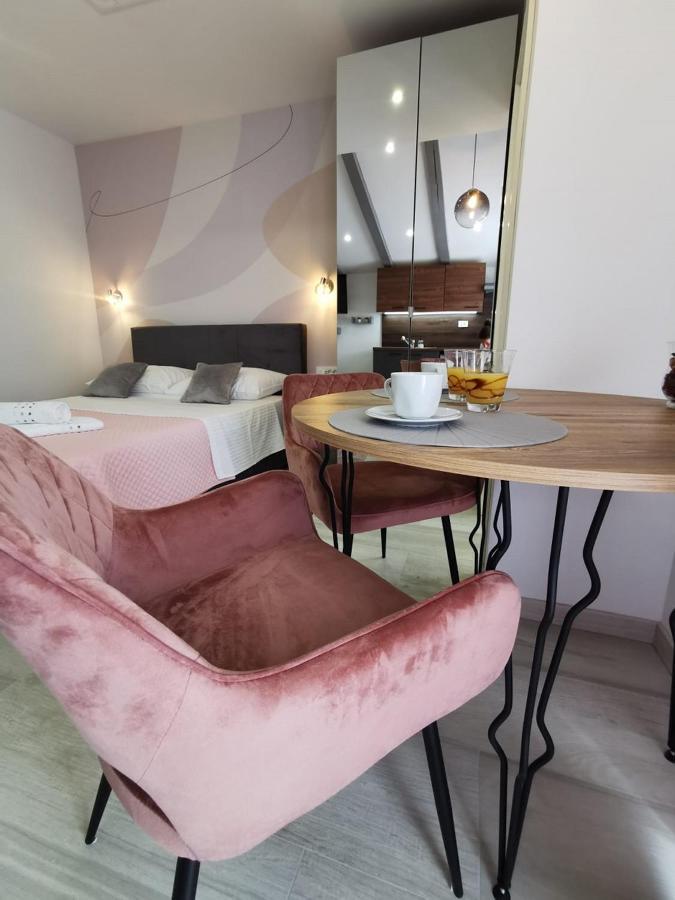 New Nikolina 4 Star Apartment Mali Lošinj Екстериор снимка